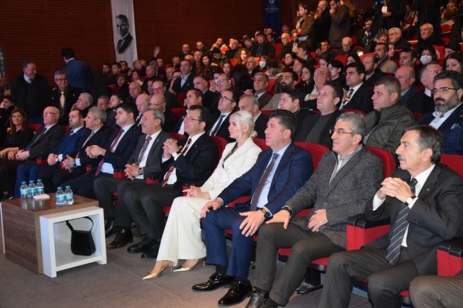 İBB Başkanı Ekrem İmamoğlu, Bilecik'te ziyaretlerde bulundu