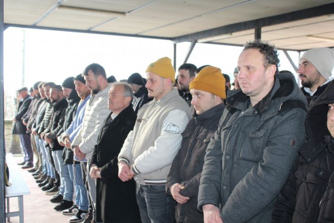 Evinin banyosunda ölü bulunan orman muhafaza memuru Sakarya'da defnedildi
