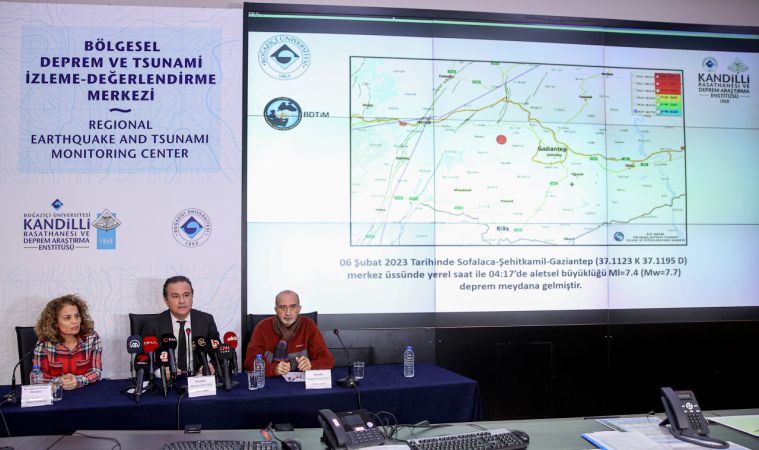 Kandilli Rasathanesi'nde depreme ilişkin basın toplantısı