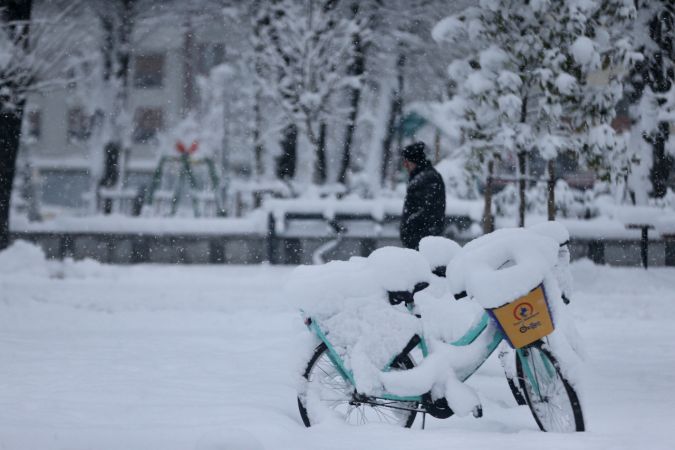 Doğu Marmara ve Batı Karadeniz'de kar etkisini sürdürüyor