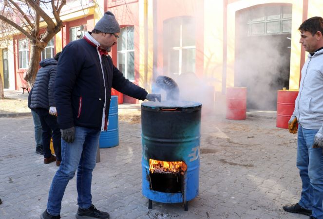 Trakya'daki meslek liseleri, depremzedelerin üşümemesi için soba üretim atölyesine dönüştürüldü