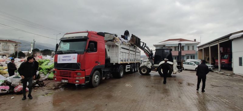 Bursa ve çevre illerden depremzedelere destekler sürüyor