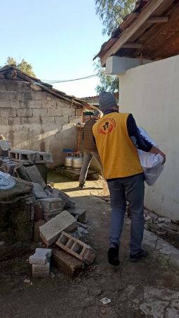 STK'ler depremzedelere yönelik yardım çalışmalarına devam ediyor