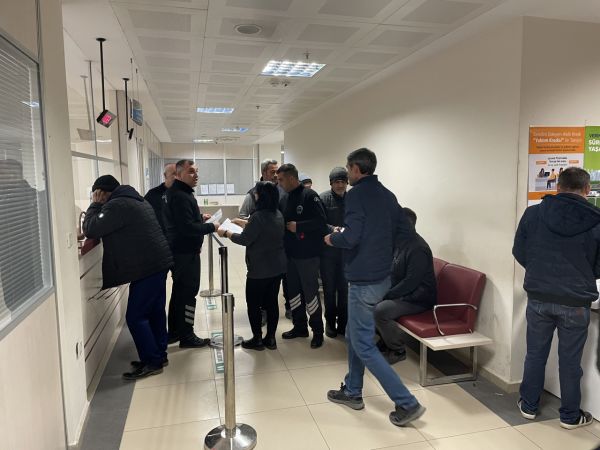 Balıkesir SGK il müdürlüklerinde EYT yoğunluğu