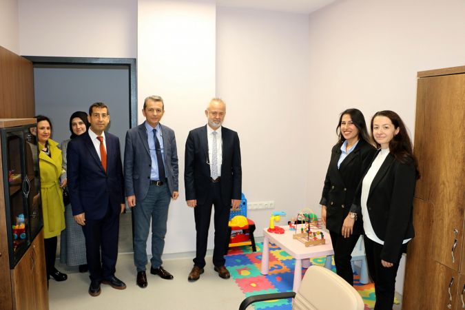 Sakarya'da otizm riski bulunan çocuklar için danışma merkezi açıldı