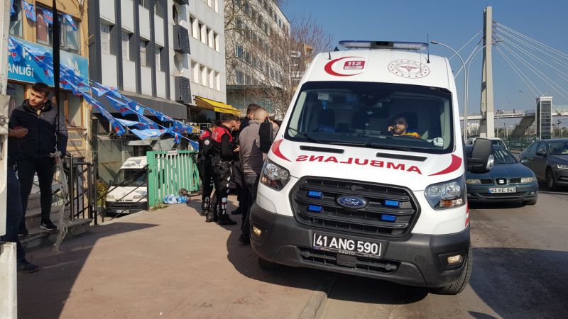 Kocaeli'de ofisinde silahlı saldırıya uğrayan avukat yaralandı