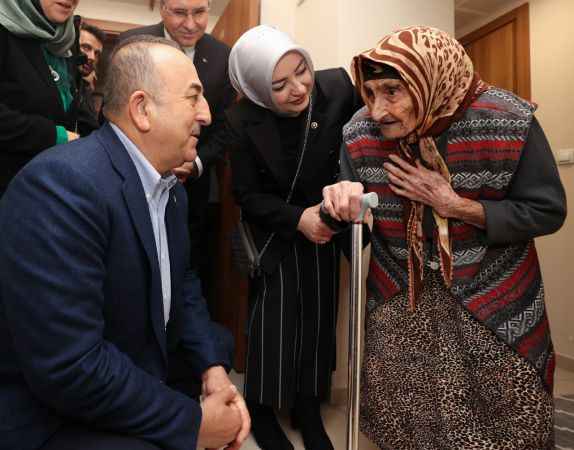Dışişleri Bakanı Çavuşoğlu, Sakarya'da