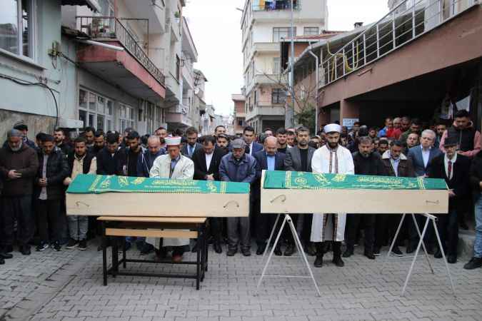 Tekirdağ'da silahlı kavgada ölen 2 kişinin cenazeleri defnedildi