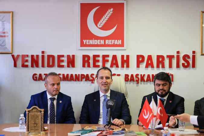 Yeniden Refah Partisi Genel Başkanı Erbakan'dan Gaziosmanpaşa teşkilatına ziyaret: