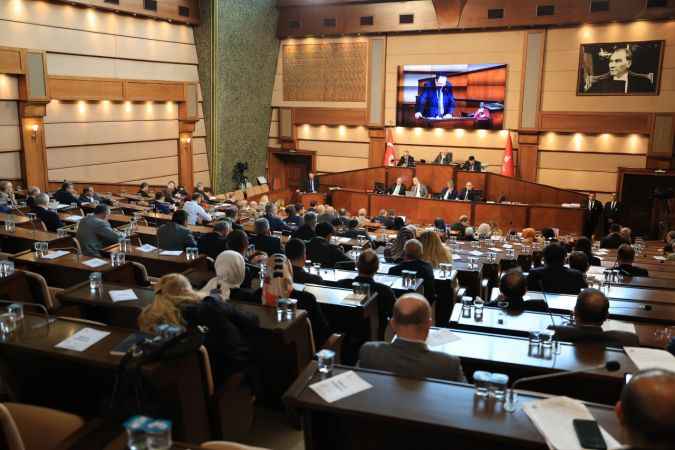 İBB Meclisi'nde belediyenin bazı taşınmazlarının satışına onay verildi
