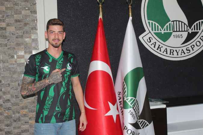 Sakaryaspor, savunma oyuncusu Erdi Dikmen'i transfer etti