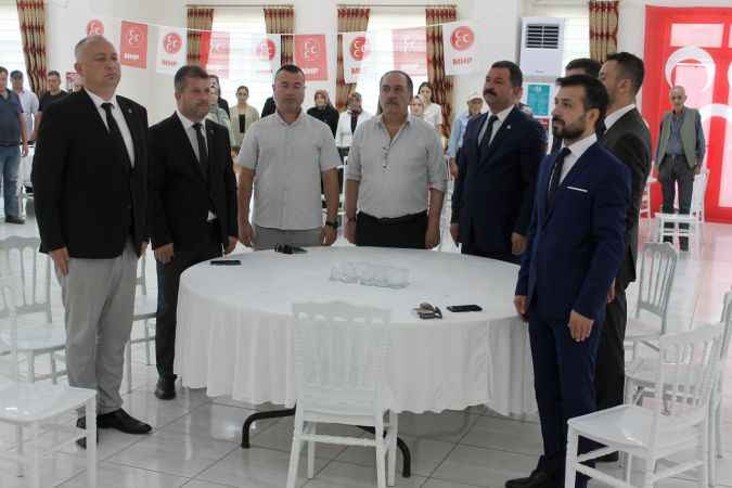 MHP Manyas İlçe Başkanı Taşkın göreve yeniden seçildi