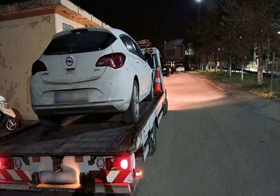 Otoyolda ters giden sürücüye ve araca ceza; 60 gün trafikten men edildi