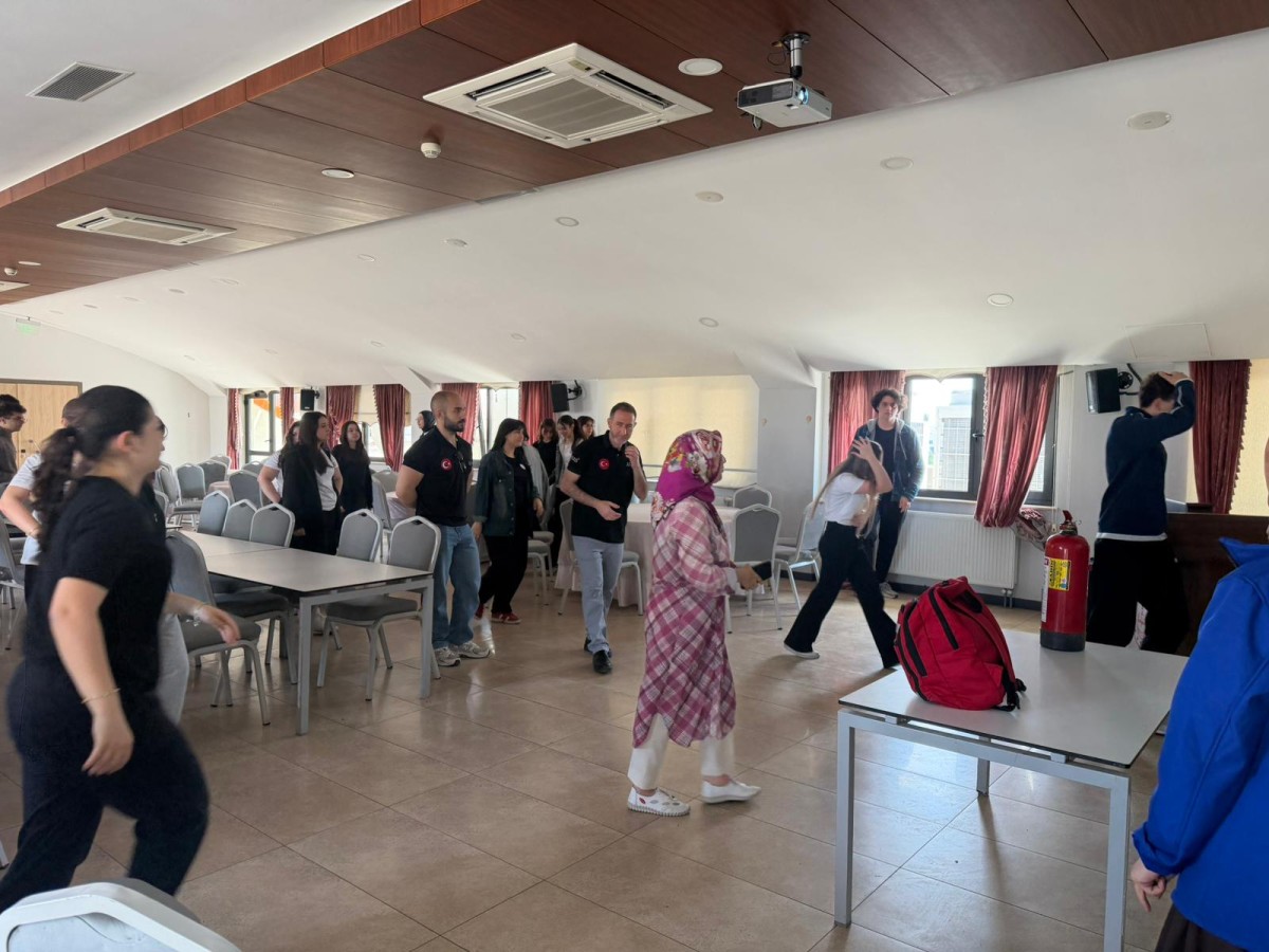 Serdivan’da Geleceğin Nesillerine Afet Farkındalık Eğitimi