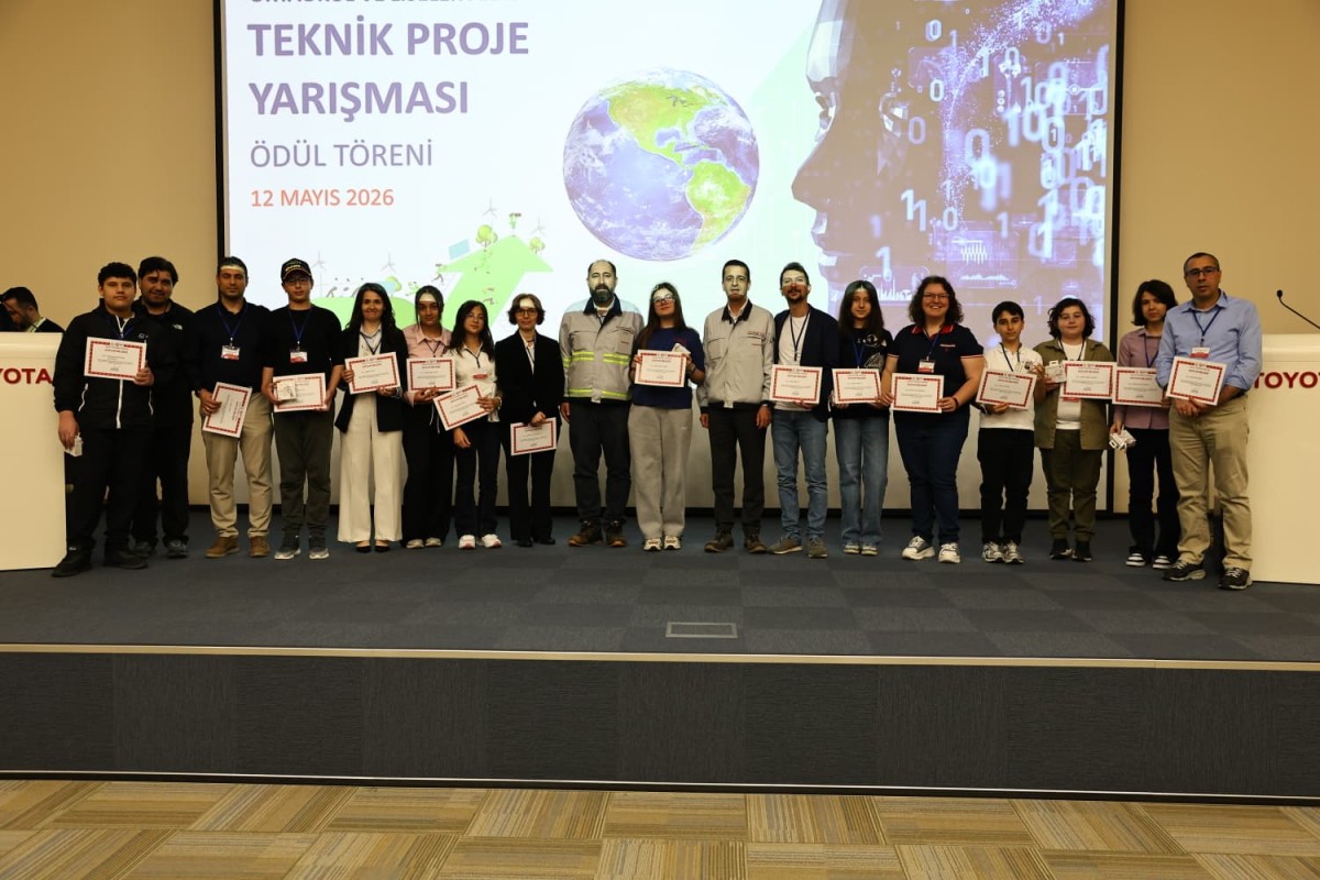 SAKARYA’DA GELECEĞİN BİLİM İNSANLARI ÖDÜLLERİNE KAVUŞTU: TOYOTA TEKNİK PROJE YARIŞMASI FİNALİ GERÇEKLEŞTİ