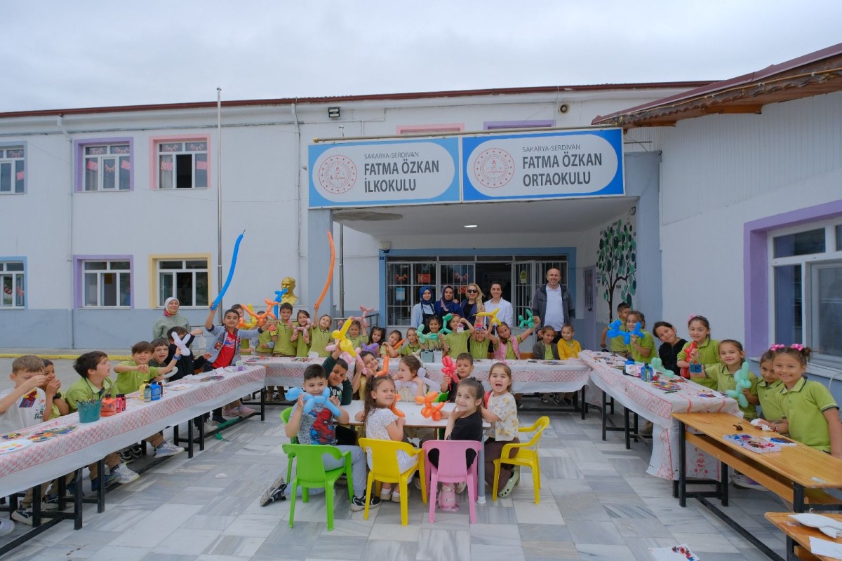 Serdivan Çocuk Akademisi “24 Mahallede Çocuk Atölyeleri” Projesinin İkinci Haftası Tamamlandı
