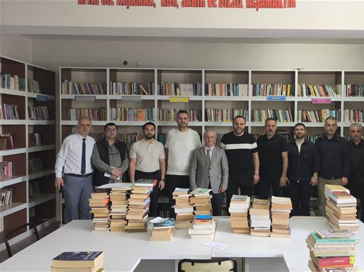 SATSO 26. Meslek Komitesi'nden Borsa İstanbul Sakarya MTAL'e Kütüphane Desteği