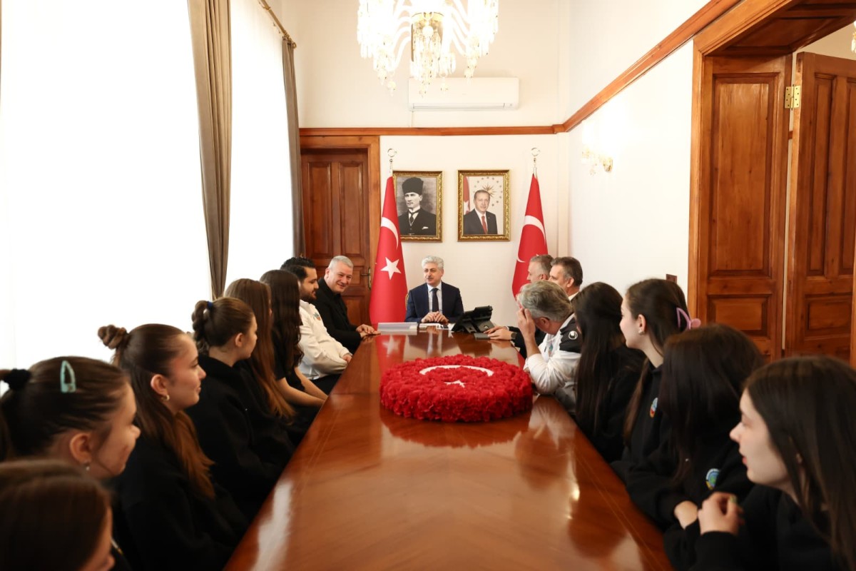 Serdivan’ın Sultanlarından Vali Doğan’a Ziyaret
