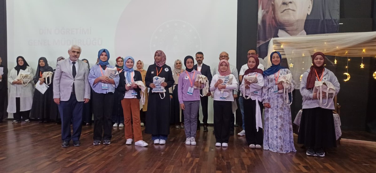Sakarya, Kur’an-ı Kerim’i Güzel Okuma Yarışması 2. Bölge Finaline Ev Sahipliği Yaptı