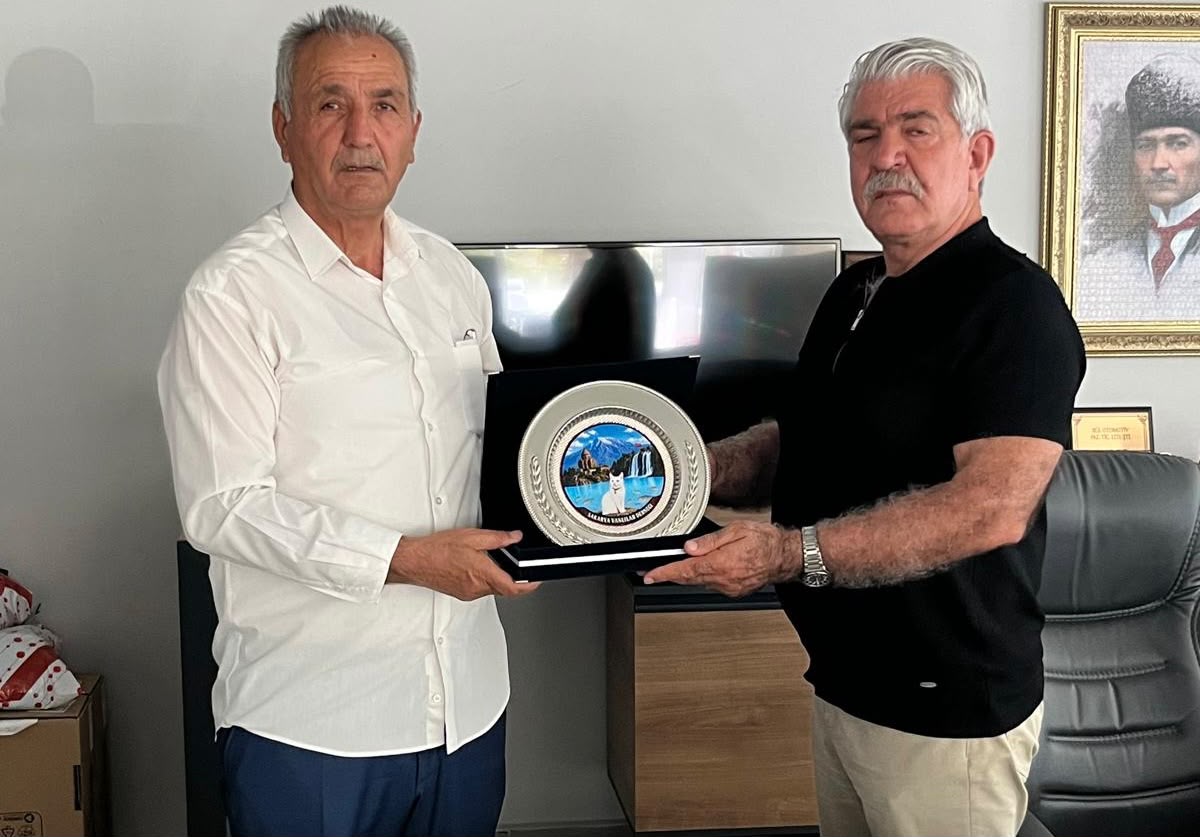 Sakarya'nın otomotiv sektöründeki öncü ismi Fikret Bülbül'e anlamlı ziyaret