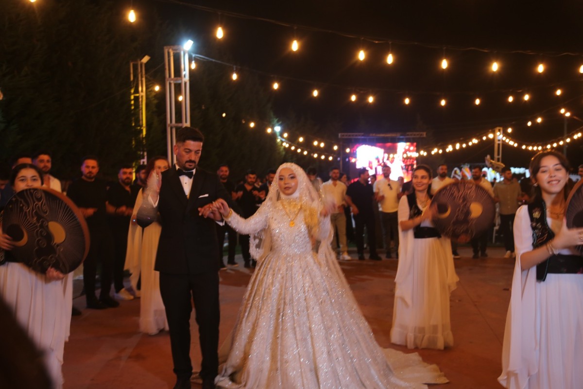 İstay Ailesi'nin büyük buluşmalı mutlu günü