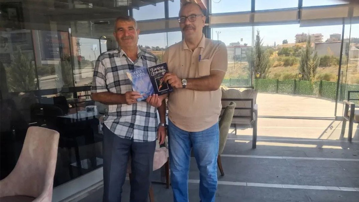 Konya Cihanbeyli’de Lütfi Şahin’den İmza Günü! Kitapseverlerle Buluştu 