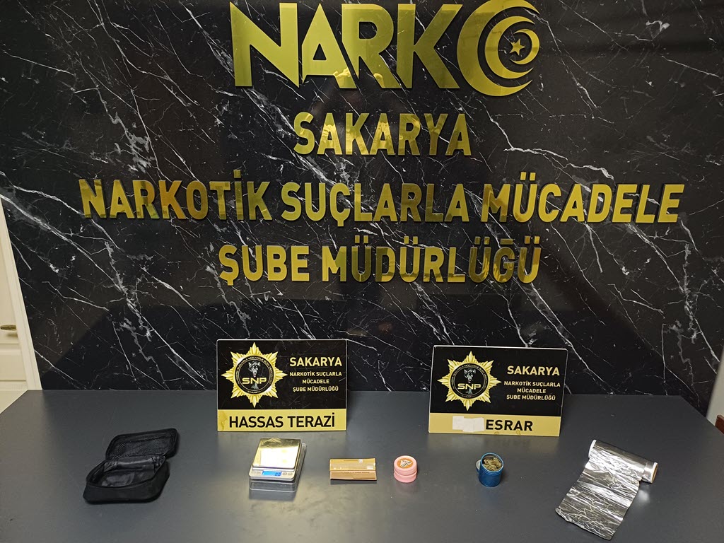Sokaklar Güvende kapsamında;  Adapazarı, Serdivan ve Akyazı  ilçelerinde 3 ayrı operasyon