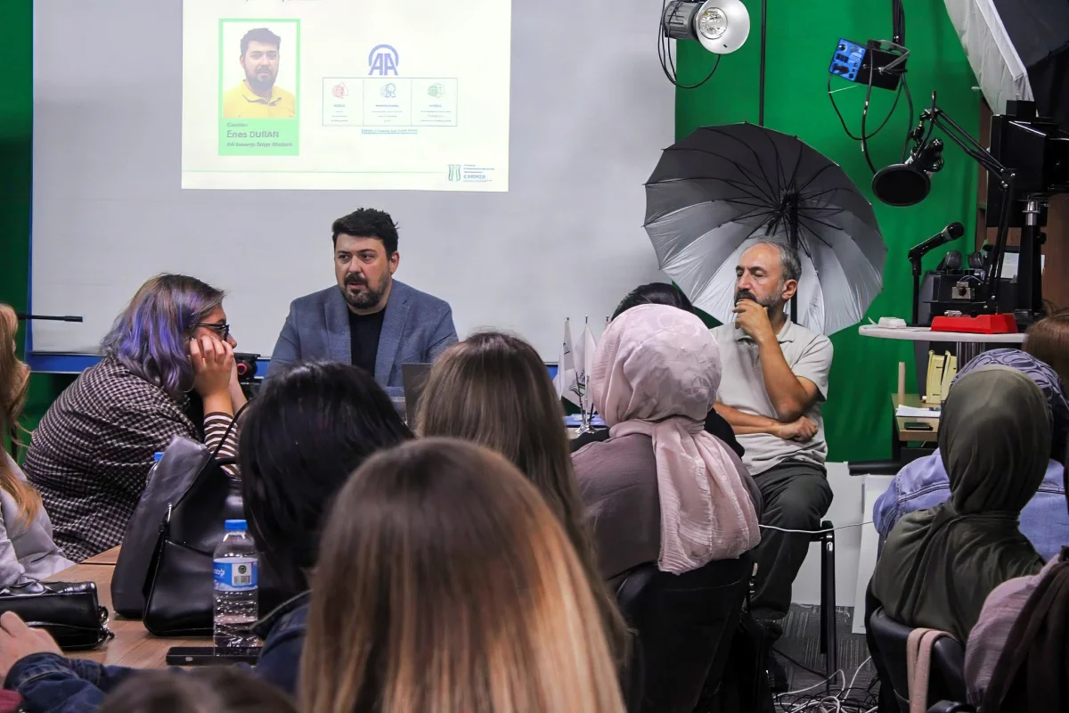 SUBÜ Sapanca MYO’da Dijital habercilik ve geleceğin medyası konuşuldu