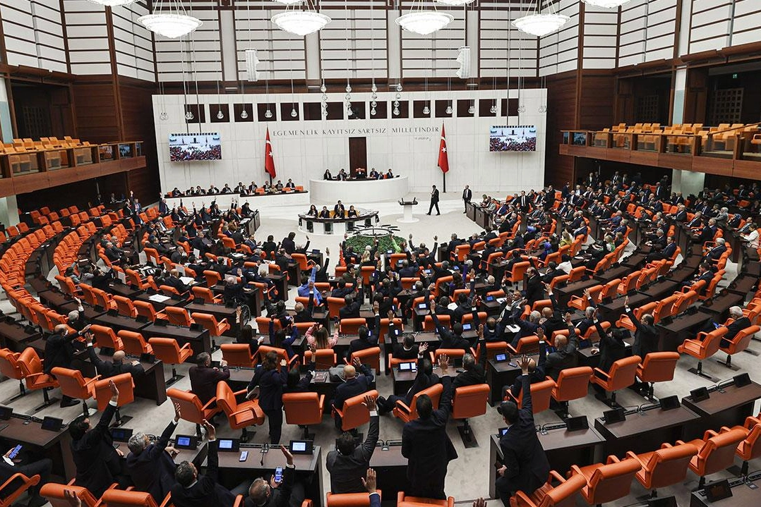 TBMM'de öğrenci affı teklifinde ilk 13 madde kabul edildi... 