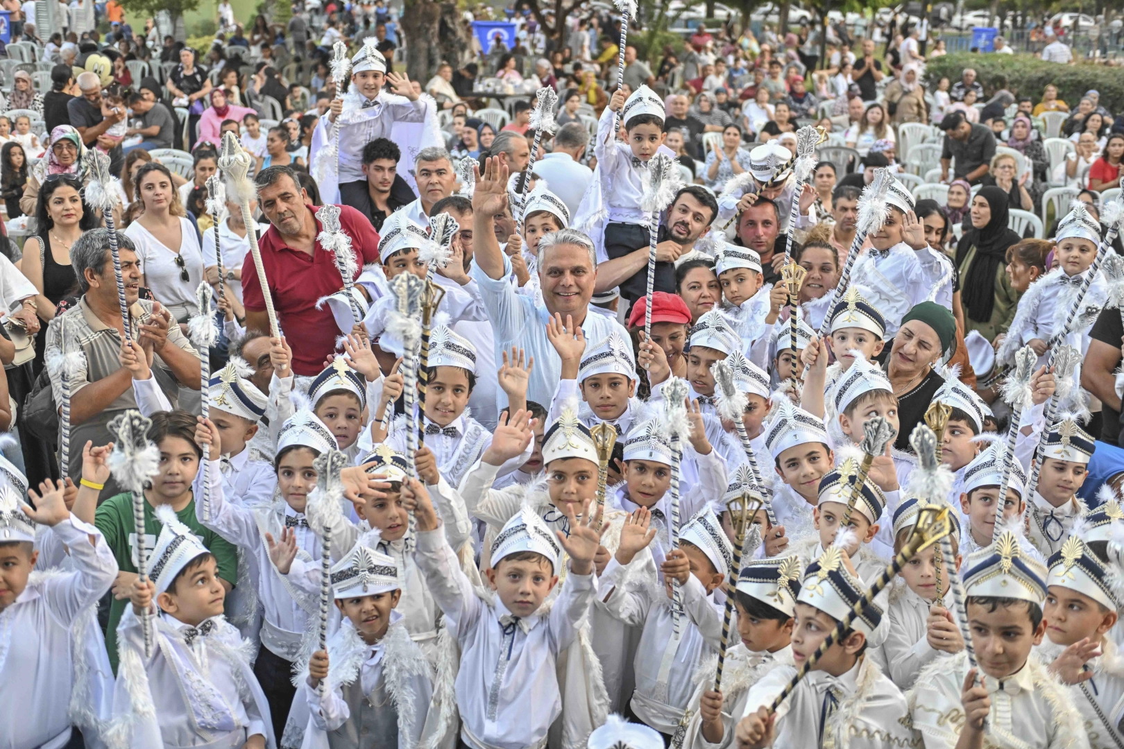 Antalya Muratpaşa’da sünnet şöleni heyecanı