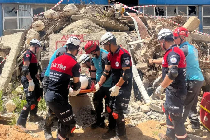 ÇAK-TİM’den başarılı deprem tatbikatı