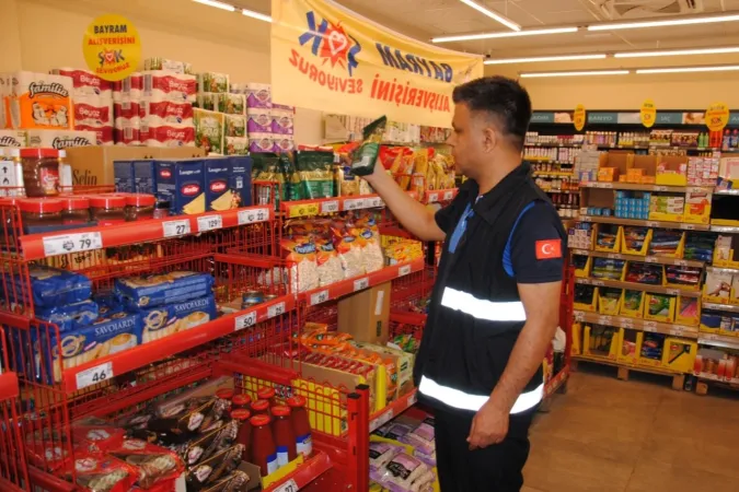 Şanlıurfa'da Zincir marketlere şok baskın