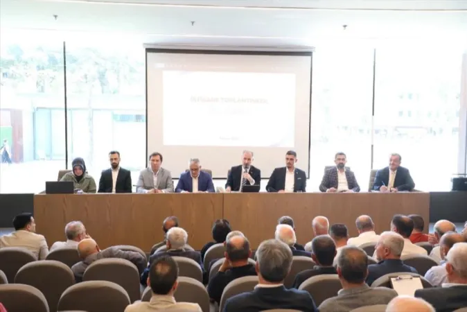 Bursa İnegöl Belediyesi’nde muhtarlarla istişare toplantısı