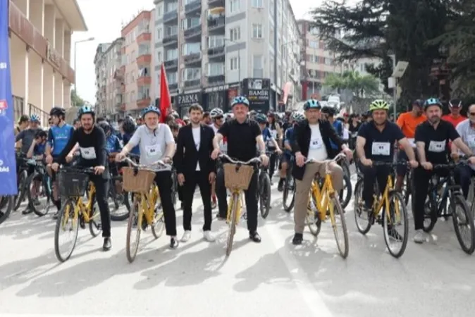 Bursa İnegöl’de pedallar temiz gelecek için döndü