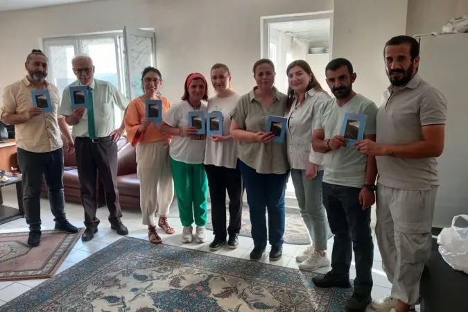 Bursa'da şiir, tiyatro ve dayanışma... Nihal Cevher’den SMA’lı bebek için anlamlı adım
