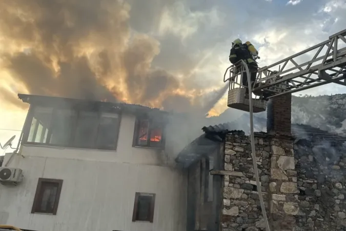 Muğla itfaiyesi bayram tatilinde 121 olaya müdahale etti