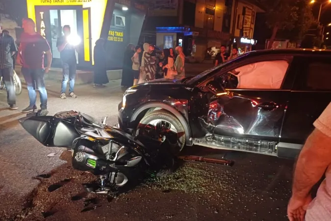 Düzce’de otomobil ile motosiklet çarpıştı: 1 yaralı