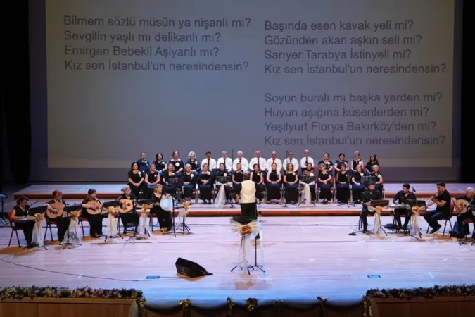 Denizli Büyükşehir’den 80’ler, 90’lar müzik ve şiir gecesi