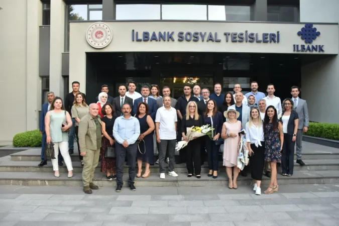Ankara Üniversitesi'nden mezuniyet coşkusu