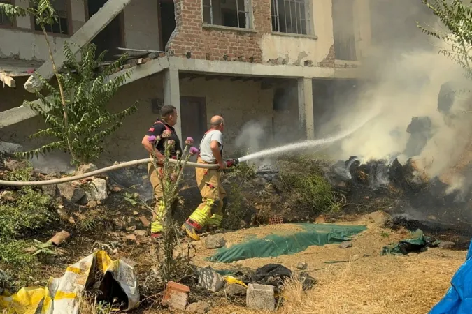Manisa İtfaiyesi'nden 6 ayda 5 bin olaya müdahale