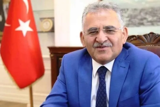 Kayseri sanayisine Memduh Büyükkılıç övgüsü