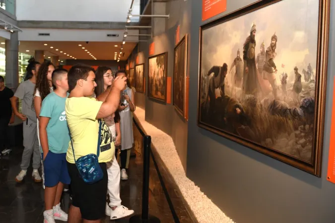 Bosnalı öğrenciler Bursa Osmangazi’ye hayran kaldı