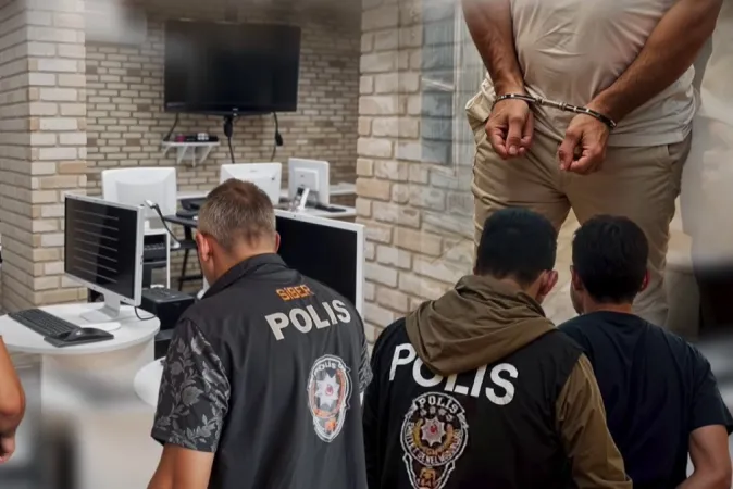 Sakarya Dahil 20 ilde 55 'Siber' gözaltı! 23 şüpheli tutuklandı!