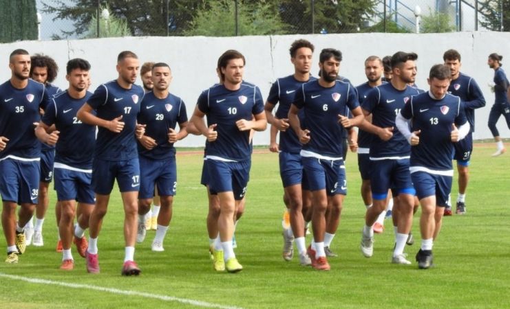 Düzcespor’da 16 futbolcunun korona virüs testi pozitif çıktı