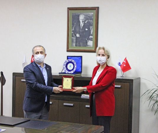 SAÜ Eğitim Fakültesinde devir teslim