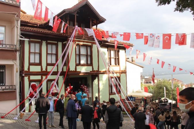Dünyanın en zengin Atatürk müzesi Kocaeli’de açıldı
