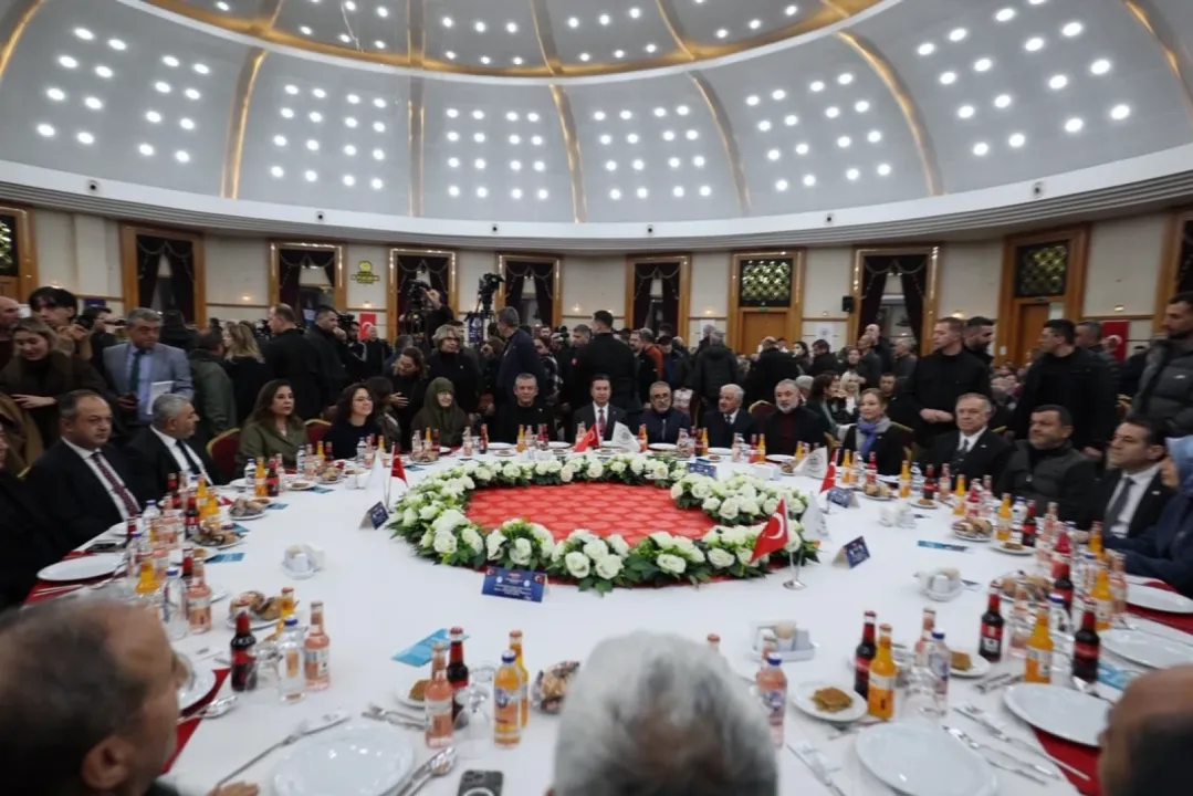 Başkan Aras’tan deprem bölgesine kalıcı destek: 4 ilçeye 4 sosyal tesis