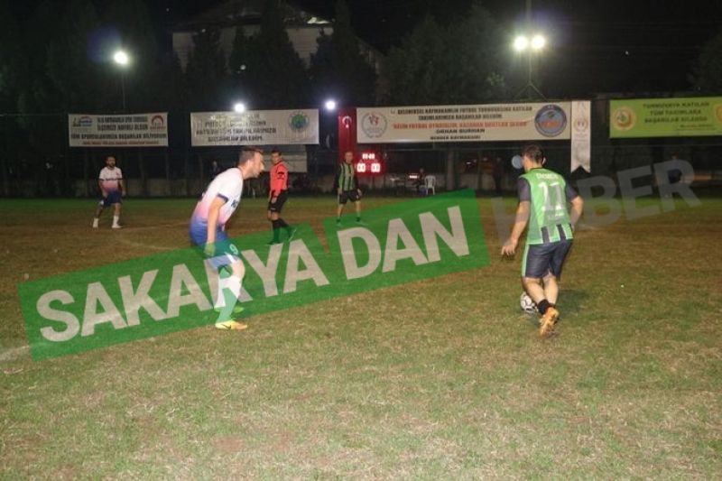 İlk Finalist Dikmenspor