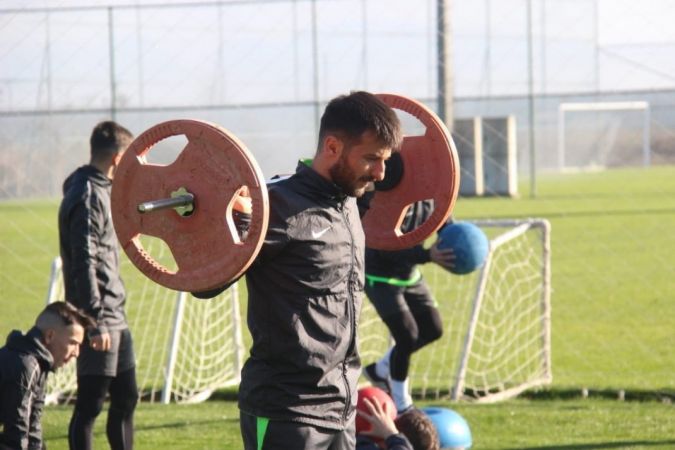 Kocaelispor, ilk hazırlık maçını yarın Bayrampaşa ile yapacak