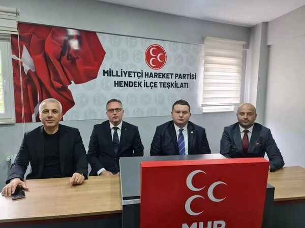 MHP Hendek Bayramlaşması Parti binasında yapıldı